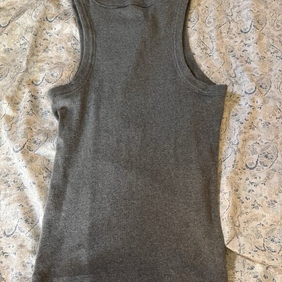 Banana Republic Woman’s L Gray Tank Top business casual - Picture 2 of 3